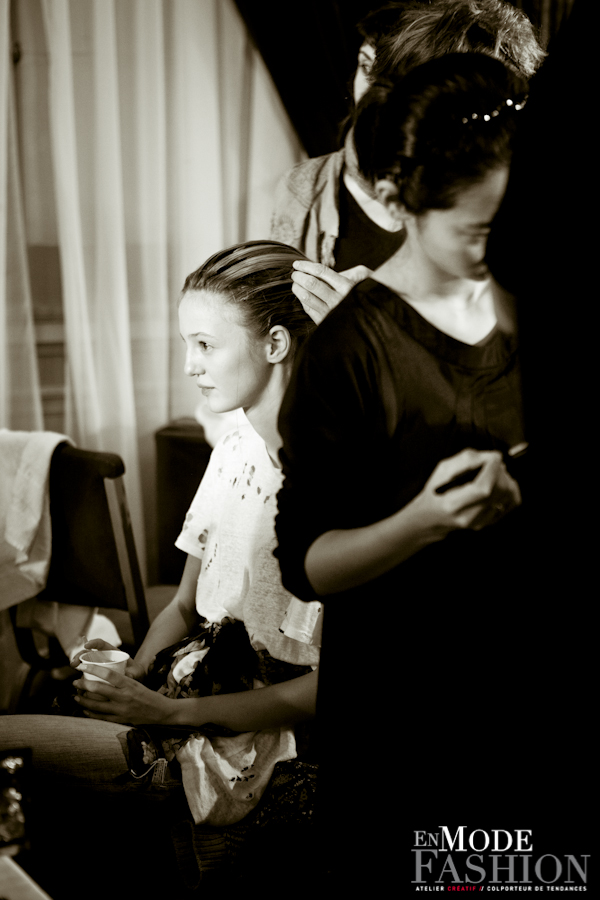 Les coulisses du défilé Lie Sang Bong - Fashion Week Paris