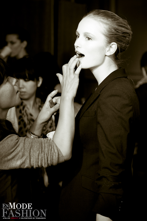 Les coulisses du défilé Lie Sang Bong - Fashion Week Paris