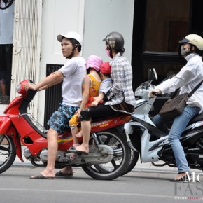 Scène de vie à Hanoi