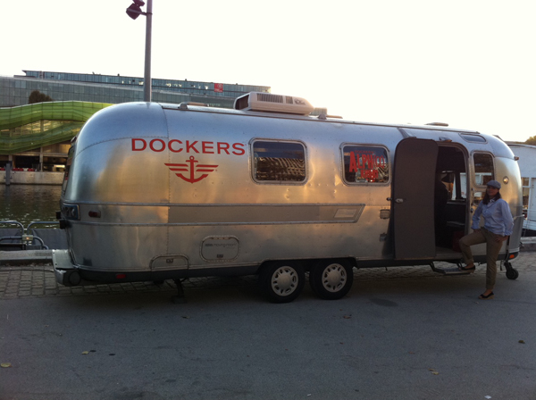 DOCKERS Airstream